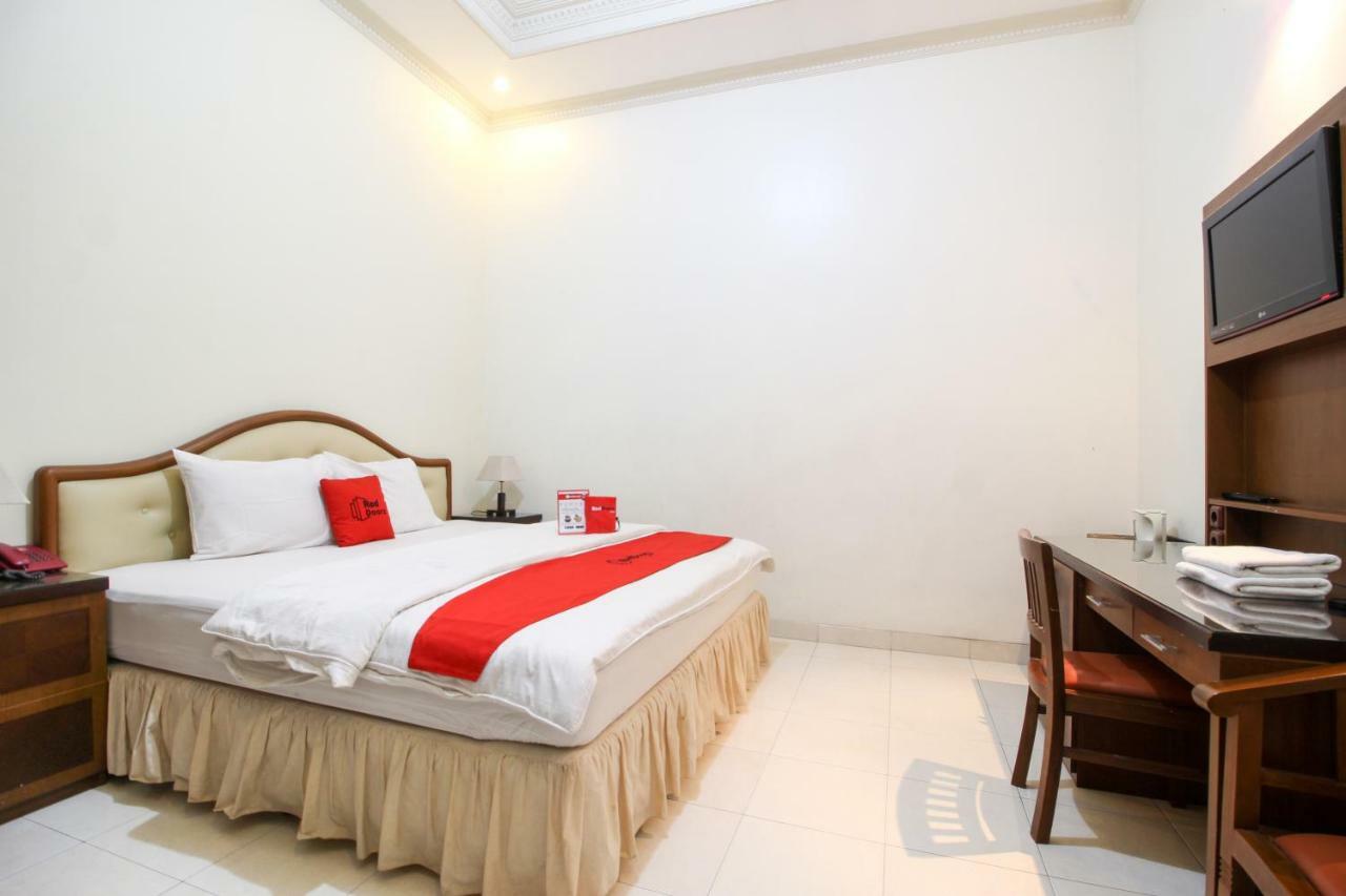 Reddoorz Plus @ Tegal Panggung Yogyakarta Luaran gambar