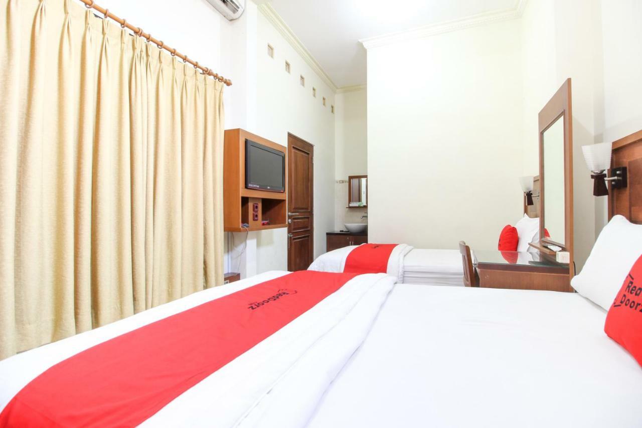 Reddoorz Plus @ Tegal Panggung Yogyakarta Luaran gambar